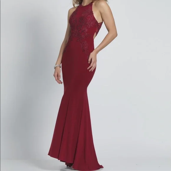 Burgundy Prom Dress Size 15/16 | Color: Purple/Red | Size: 16 | Lindssullivan's Closet